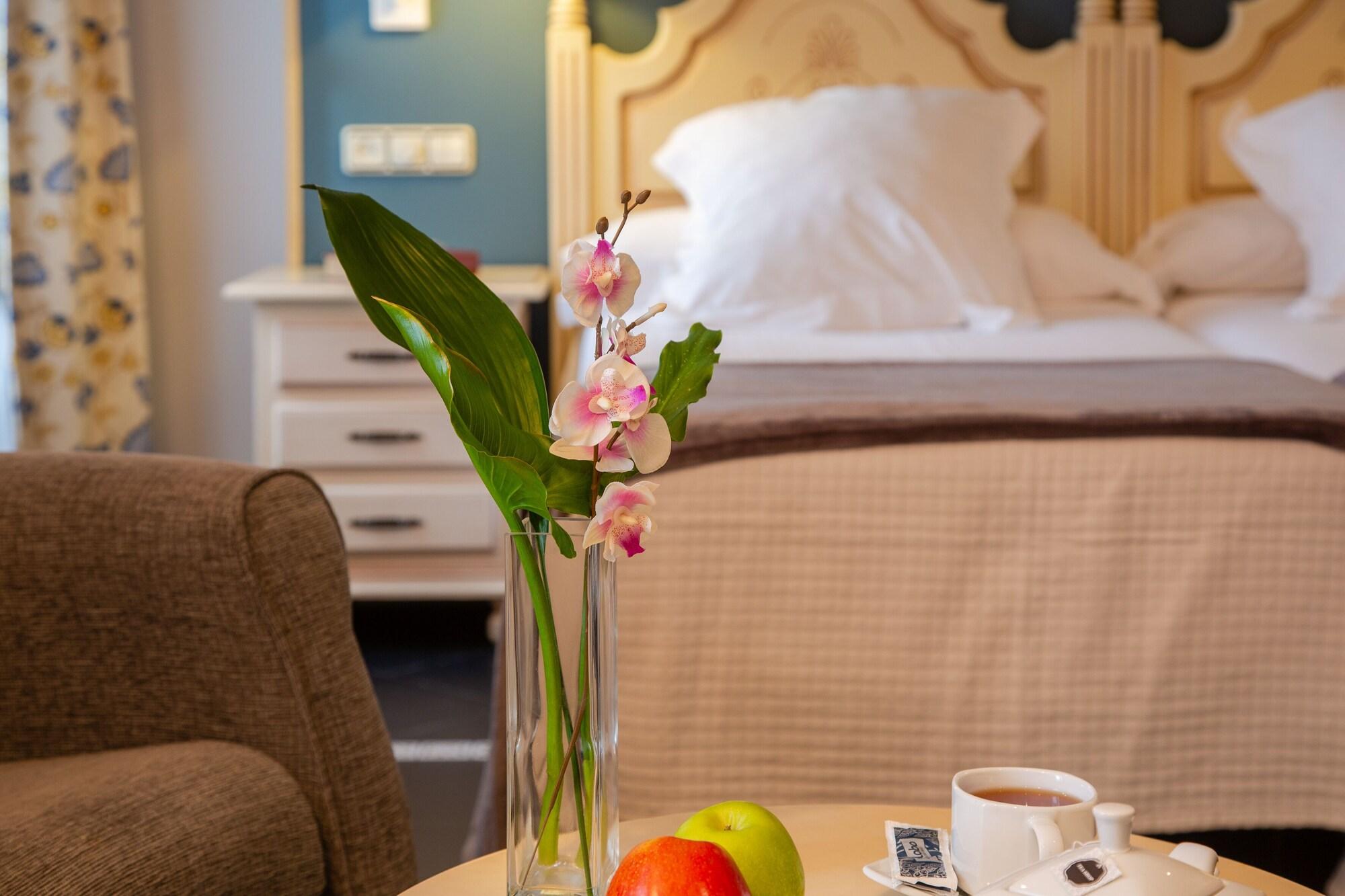Hotel Palacio De La Vinona Oviedo Dış mekan fotoğraf