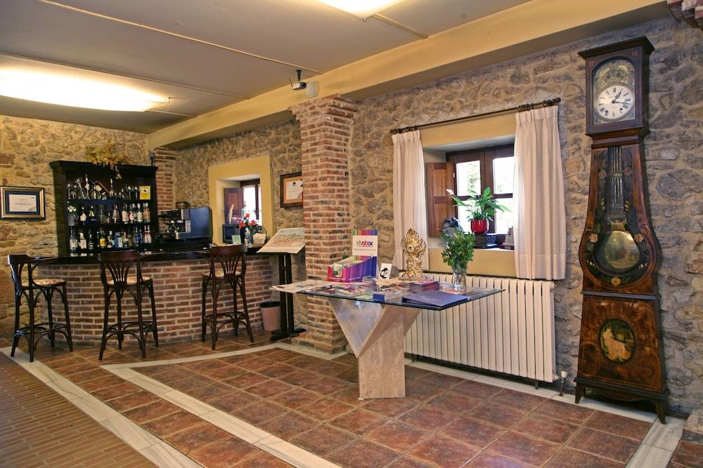 Hotel Palacio De La Vinona Oviedo Dış mekan fotoğraf