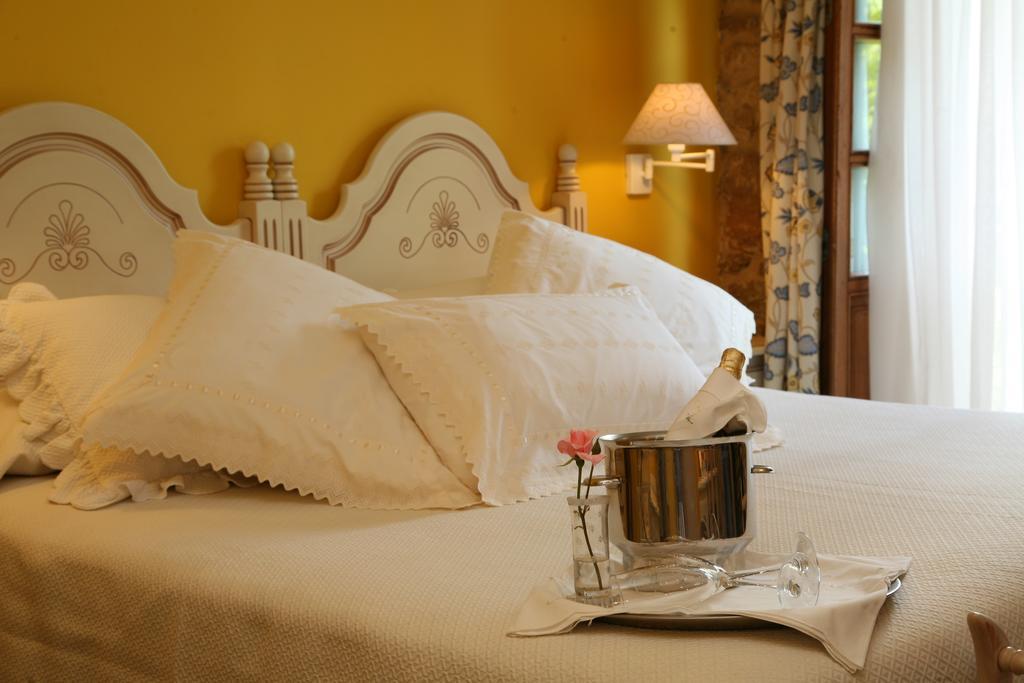 Hotel Palacio De La Vinona Oviedo Dış mekan fotoğraf
