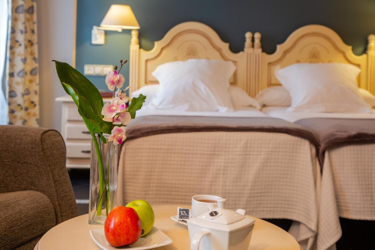 Hotel Palacio De La Vinona Oviedo Dış mekan fotoğraf